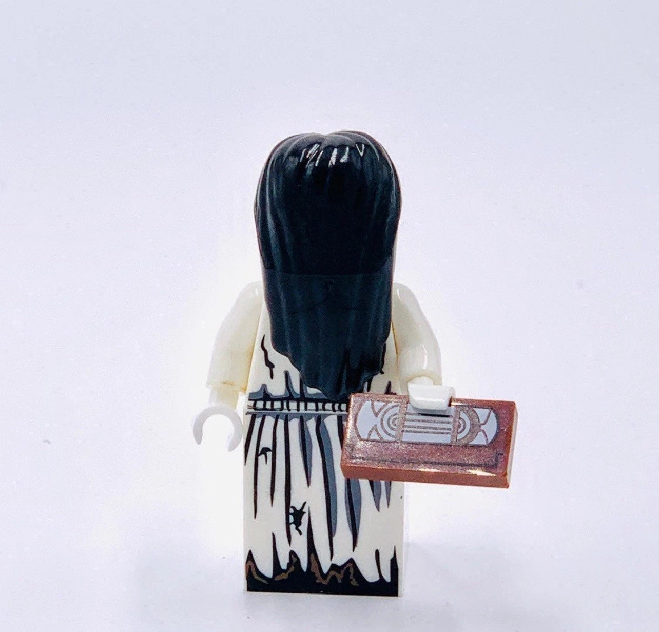 #0610 - The Ring (w/ VHS Tape)