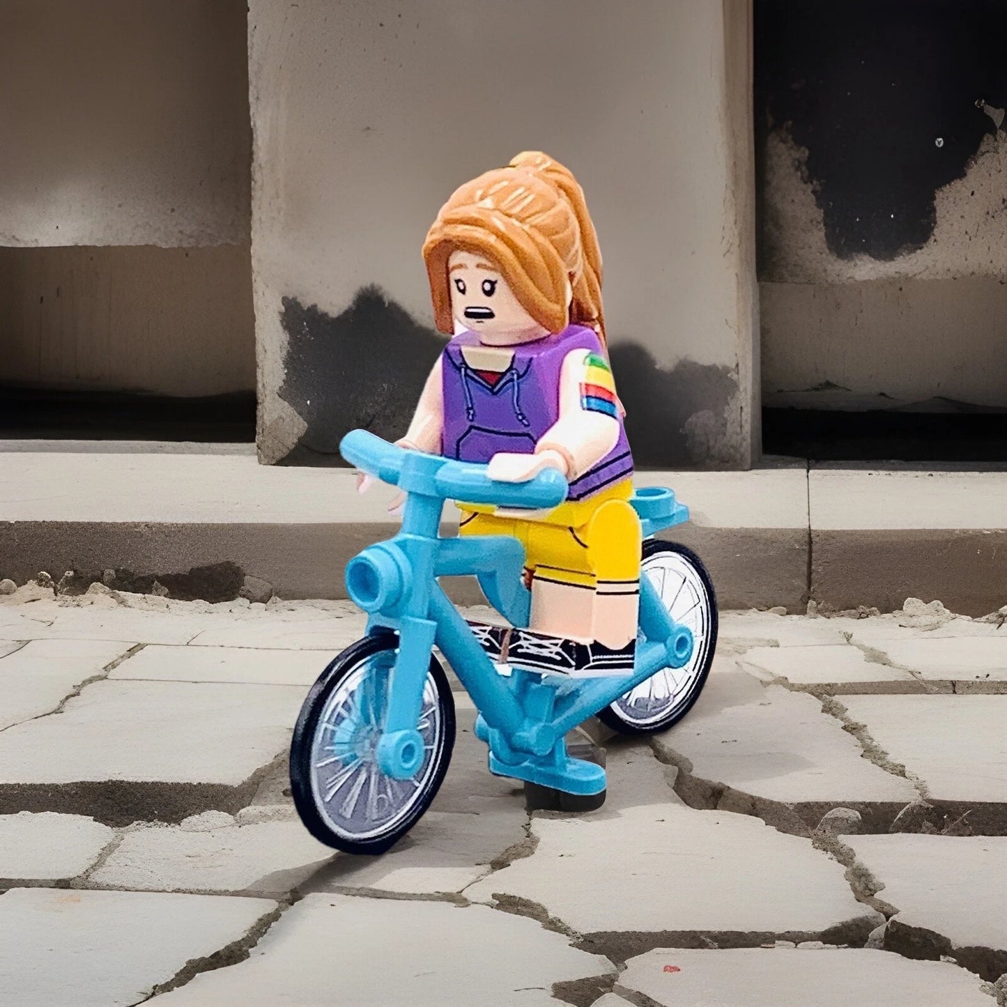 #0000 - Max Mayfield w/ Bike