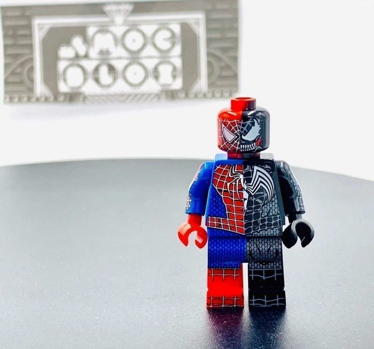 #0231 - Spider-Man / Venom (Splitting Suit)