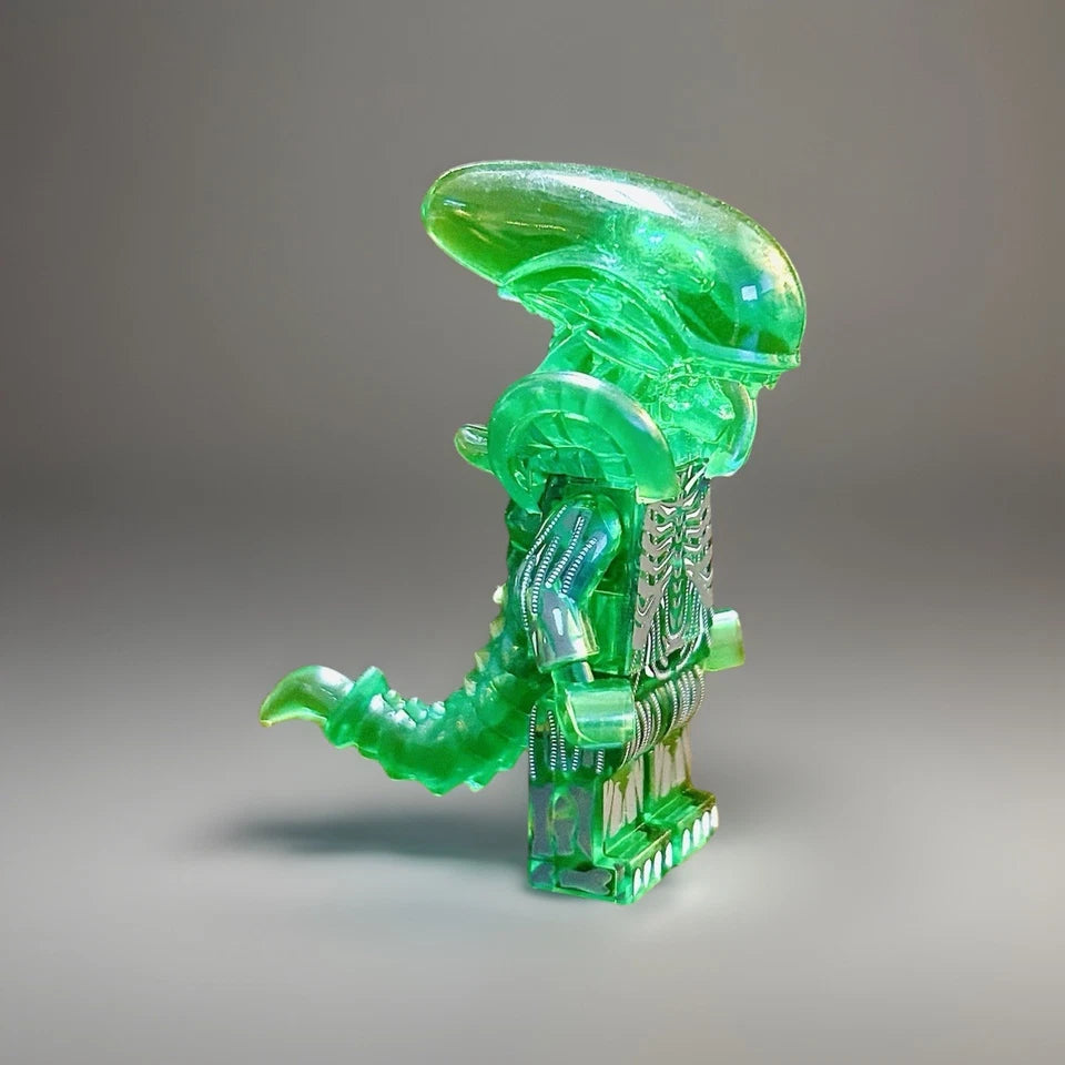 #0606 - Predator (Transparent Green) - (Alien vs. Predator)