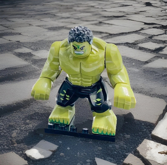 #0001-O - The Incredible Hulk (Original Large Suit)