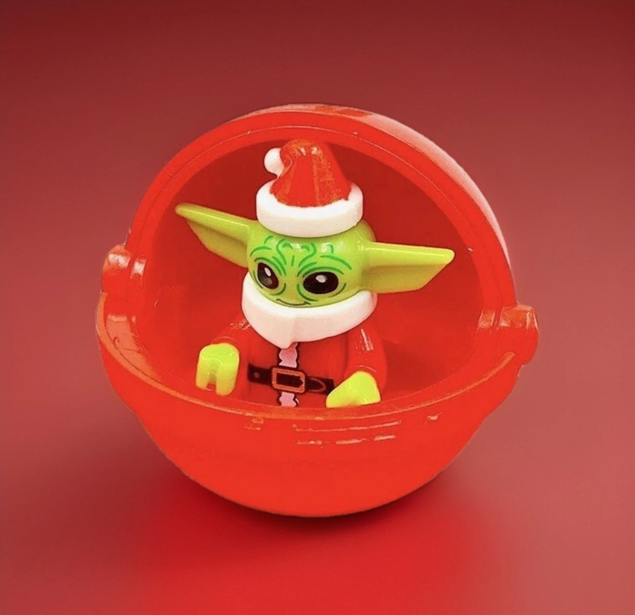 #0001-I - Baby Yoda in Xmas Pod