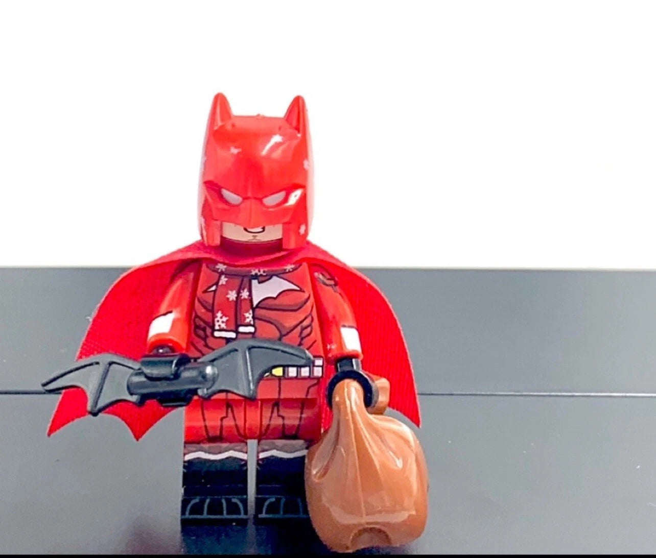 #0022 - Batman (Xmas Suit)