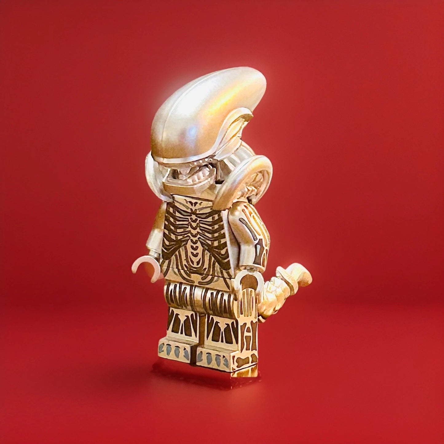 #0608 - Alien - Silver (Chrome)