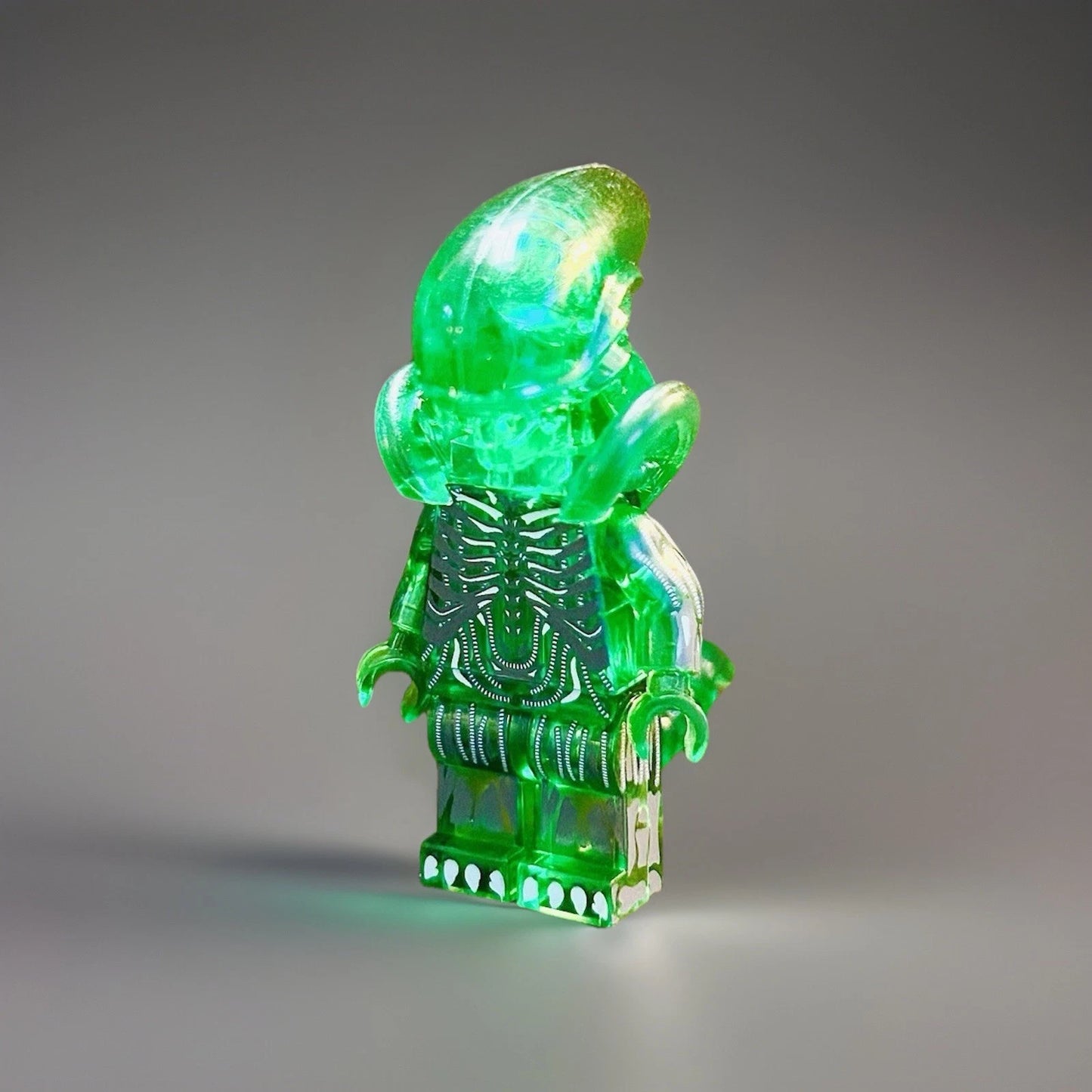 #0606 - Predator (Transparent Green) - (Alien vs. Predator)