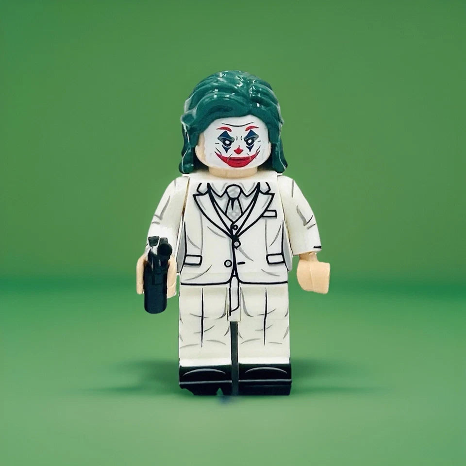 #0032 - The Joker (White Suit)