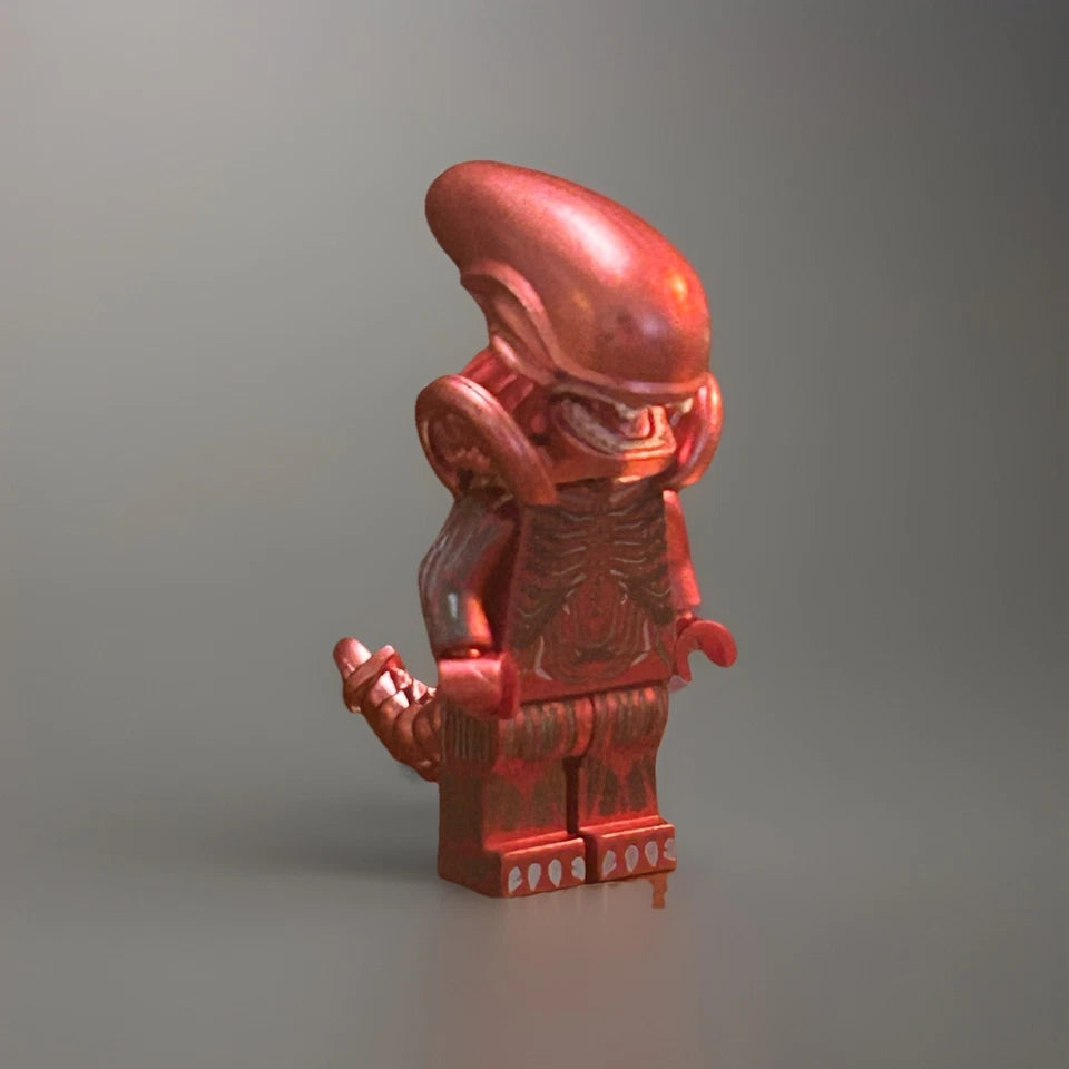#0617 - Alien (Red Chrome) (Alien vs. Predator)